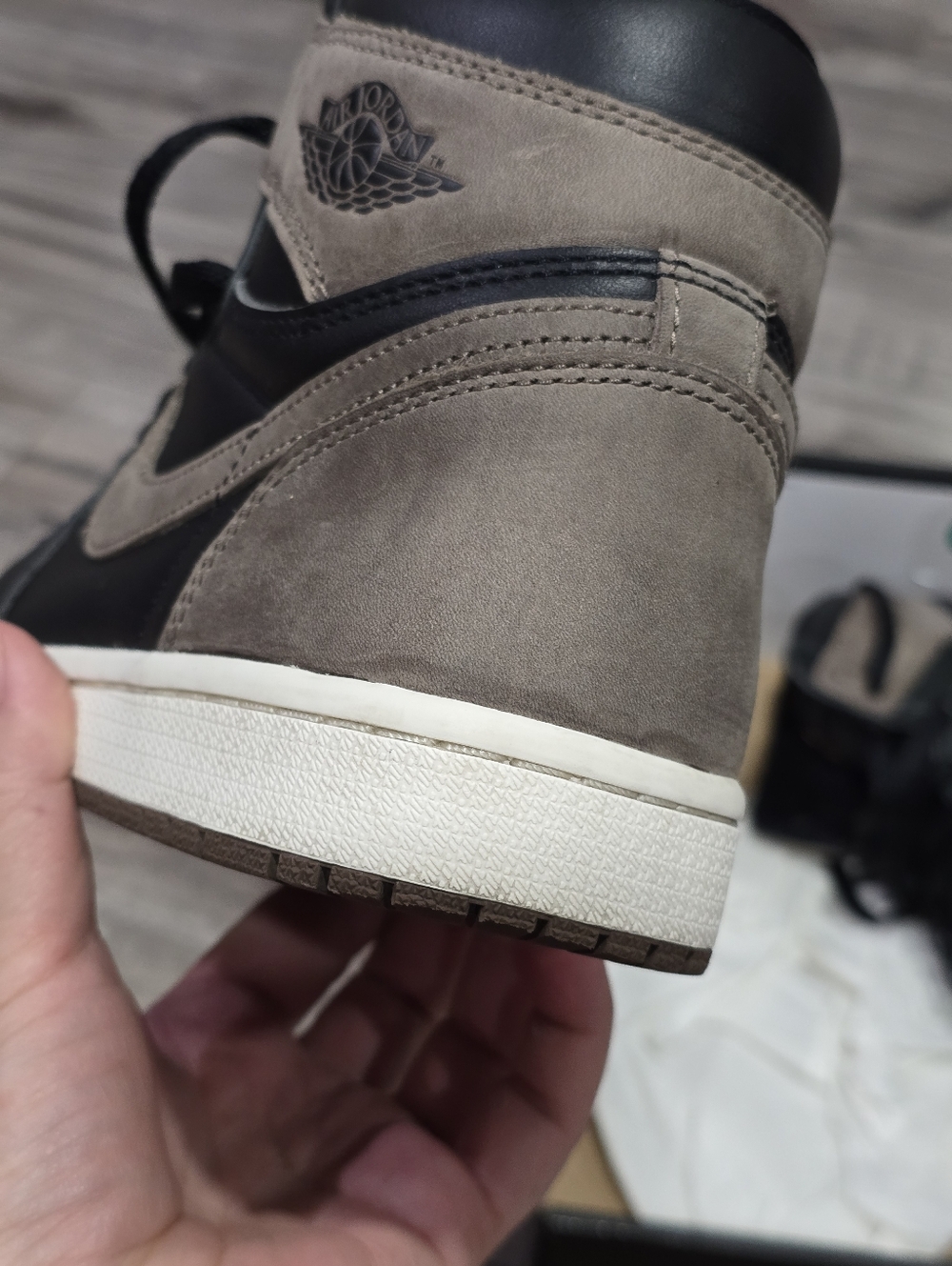 Nike Air Jordan 1 Retro High OG Palomino Mens 7 Womens 8.5 - Picture 5 of 13